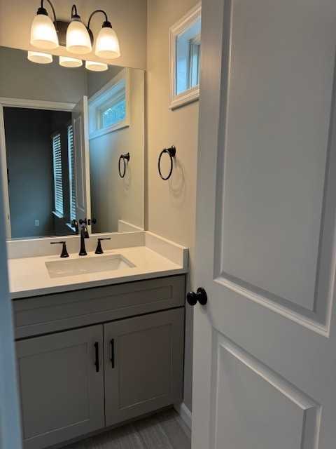 52 Claire Dr Se #B - Photo 3 of 13