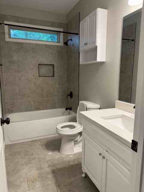 52 Claire Dr Se #B - Photo 6 of 13