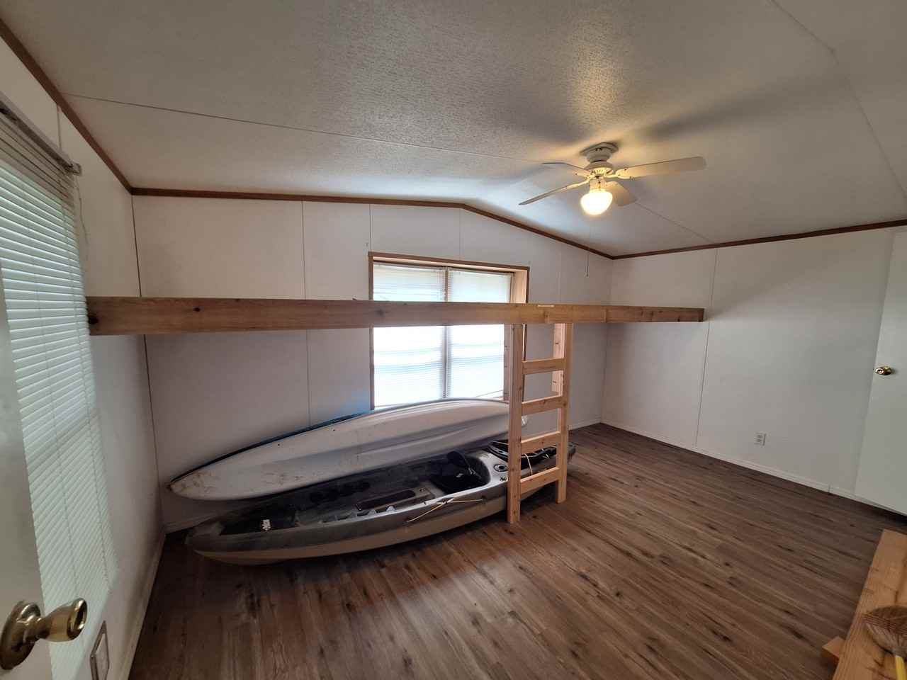 18500 Pine Dr #HOME - Photo 6 of 10