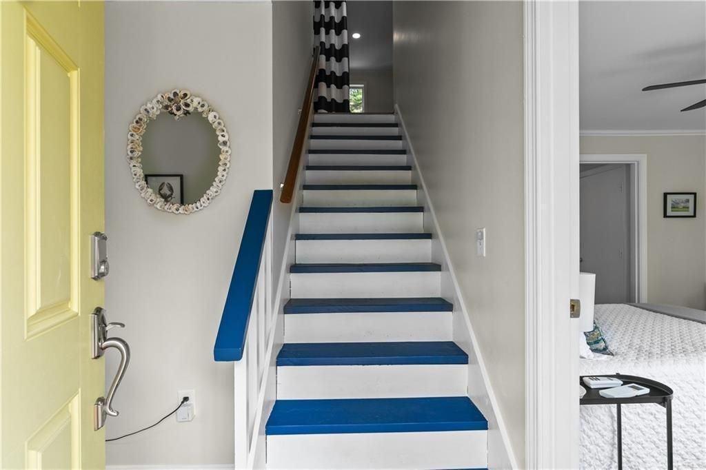 59 Berkley Ave - Photo 2 of 28