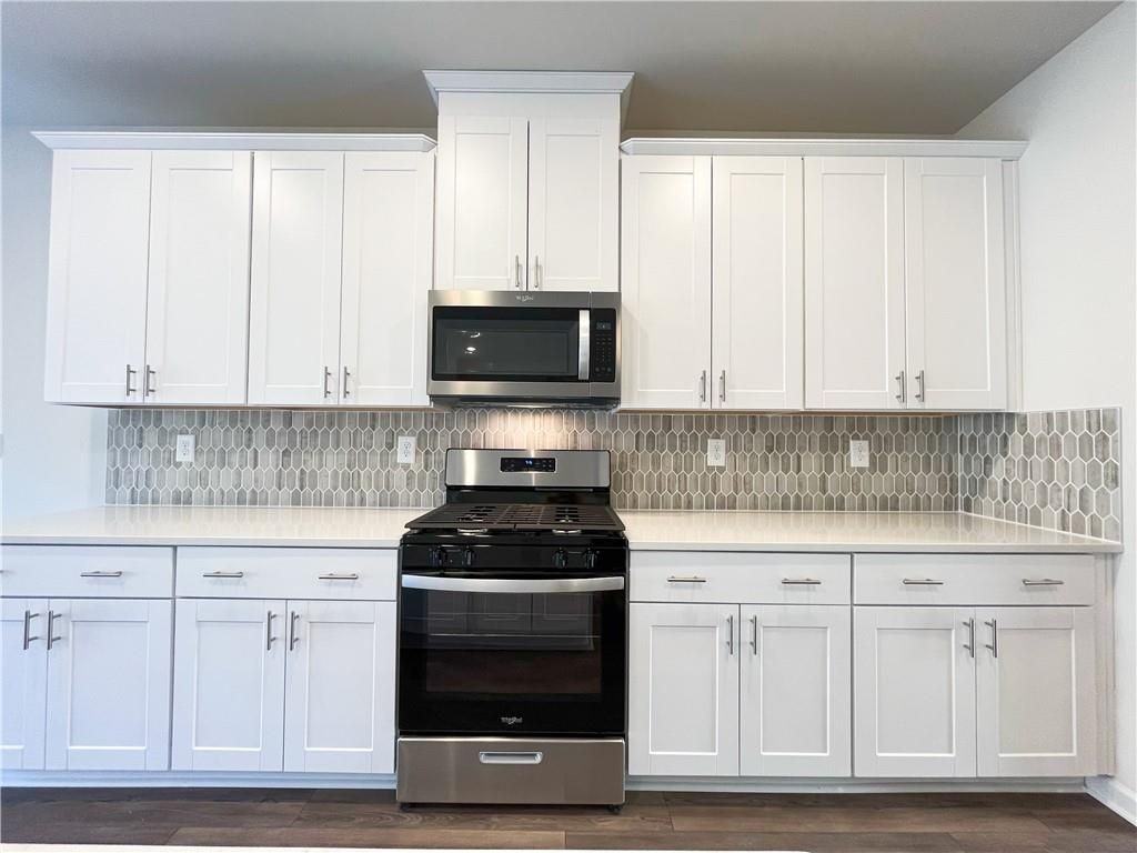 6003 Hickory Creek Ct - Photo 6 of 31