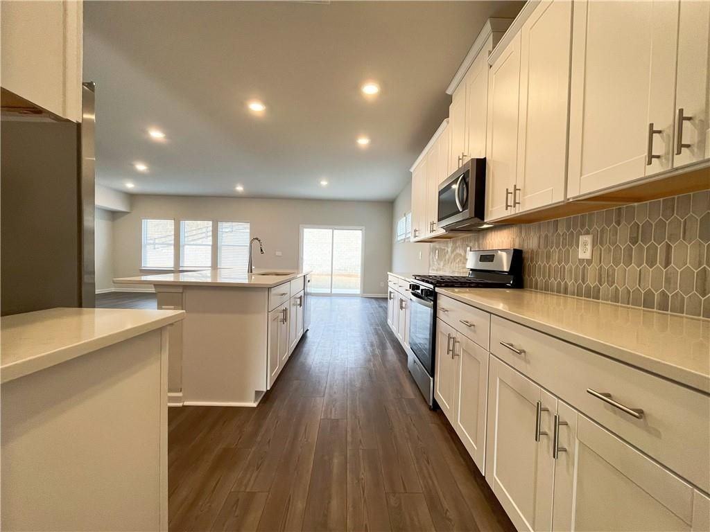 6003 Hickory Creek Ct - Photo 7 of 31