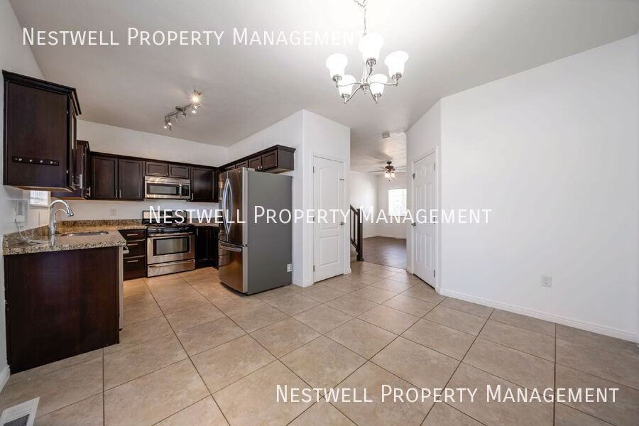 13573 S Cantania Way - Photo 4 of 30