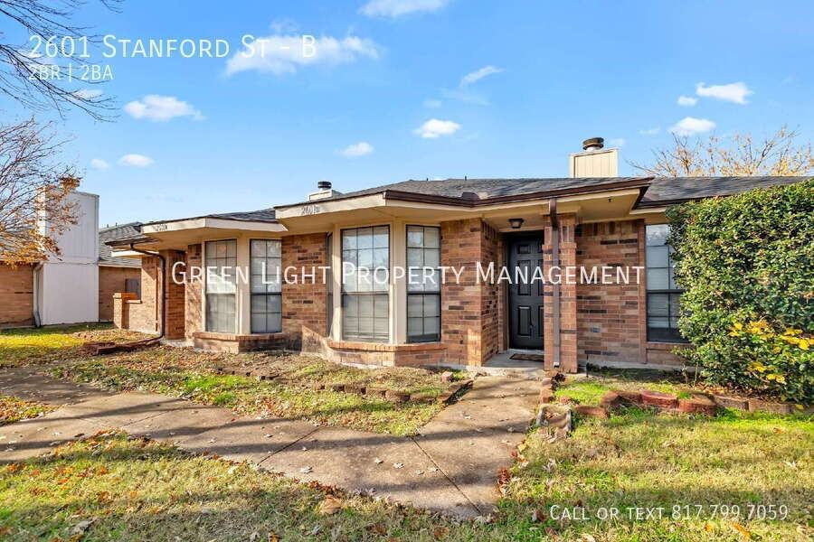2601 Stanford St #B - Photo 2 of 17