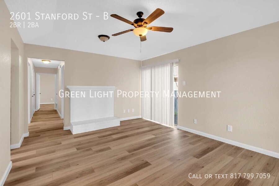 2601 Stanford St #B - Photo 3 of 17