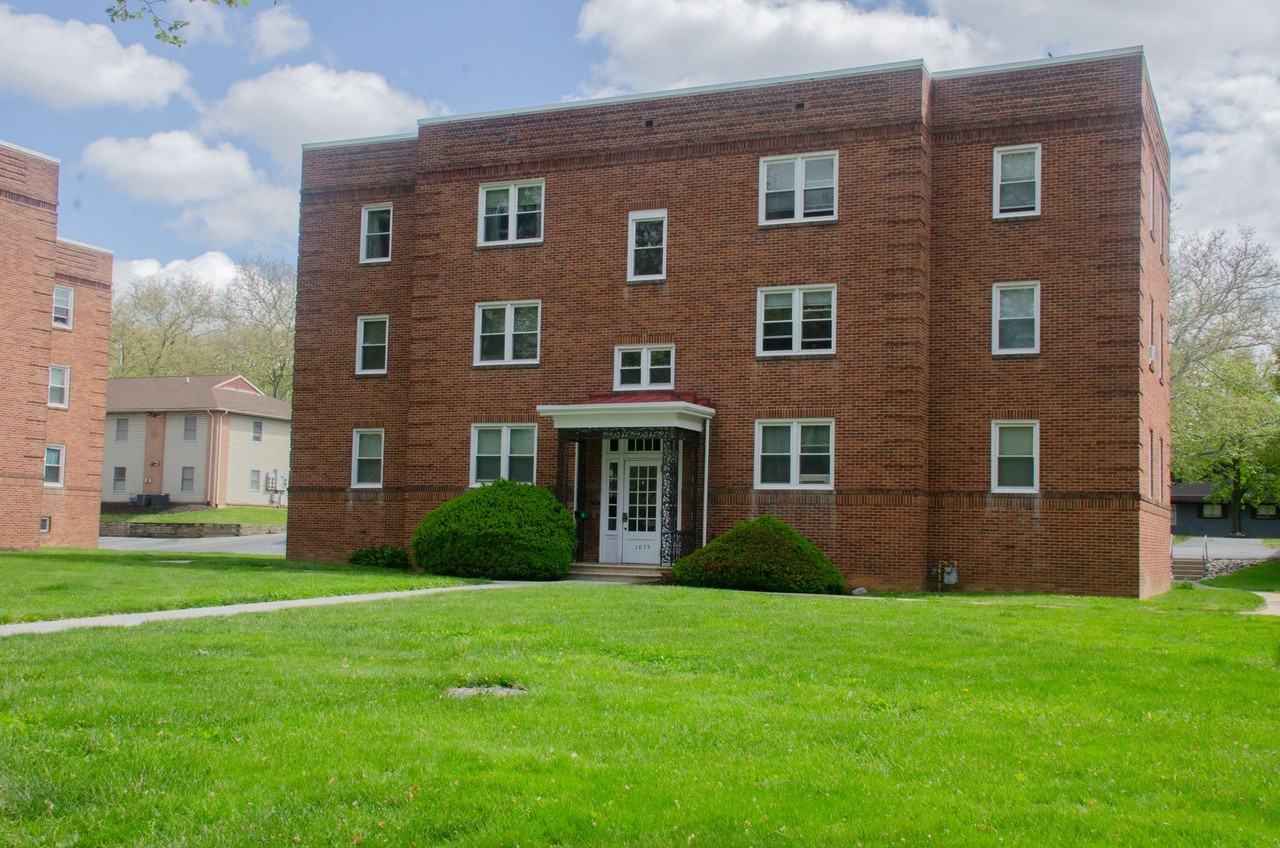 Highland Gardens Apartments, Allentown PA - Photo 2 of 50