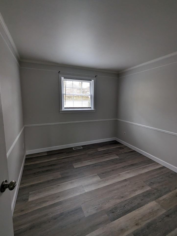 719 Whitcomb St #F - Photo 6 of 16