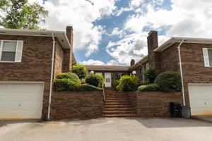 featured image of 129 Stephens Dr #A