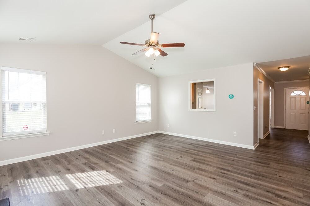 6013 Spanish Moss Ln - Photo 5 of 16