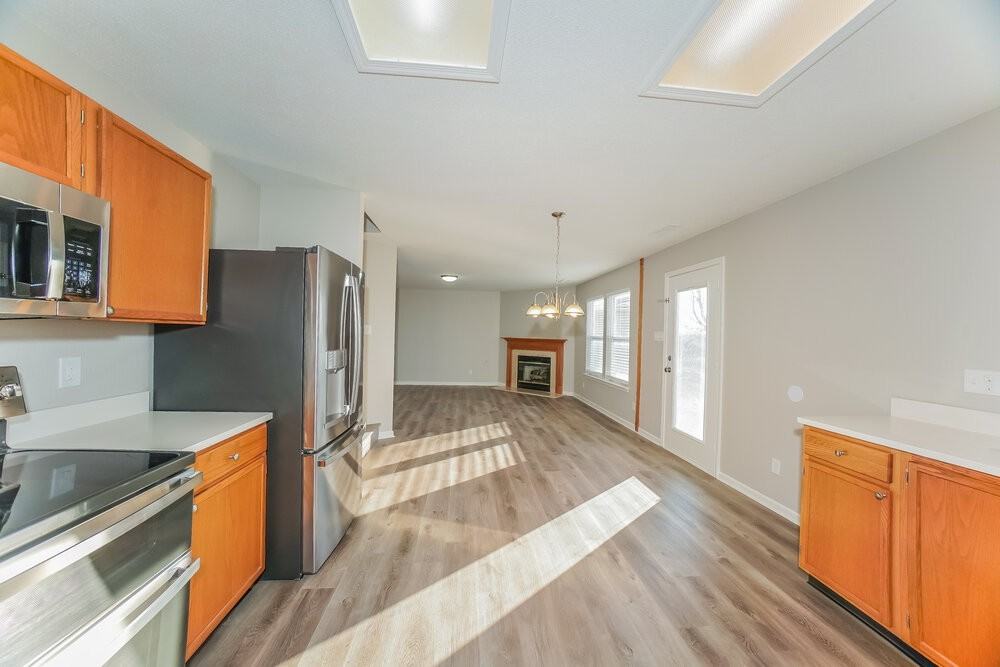 333 Sunburst Ln - Photo 7 of 16