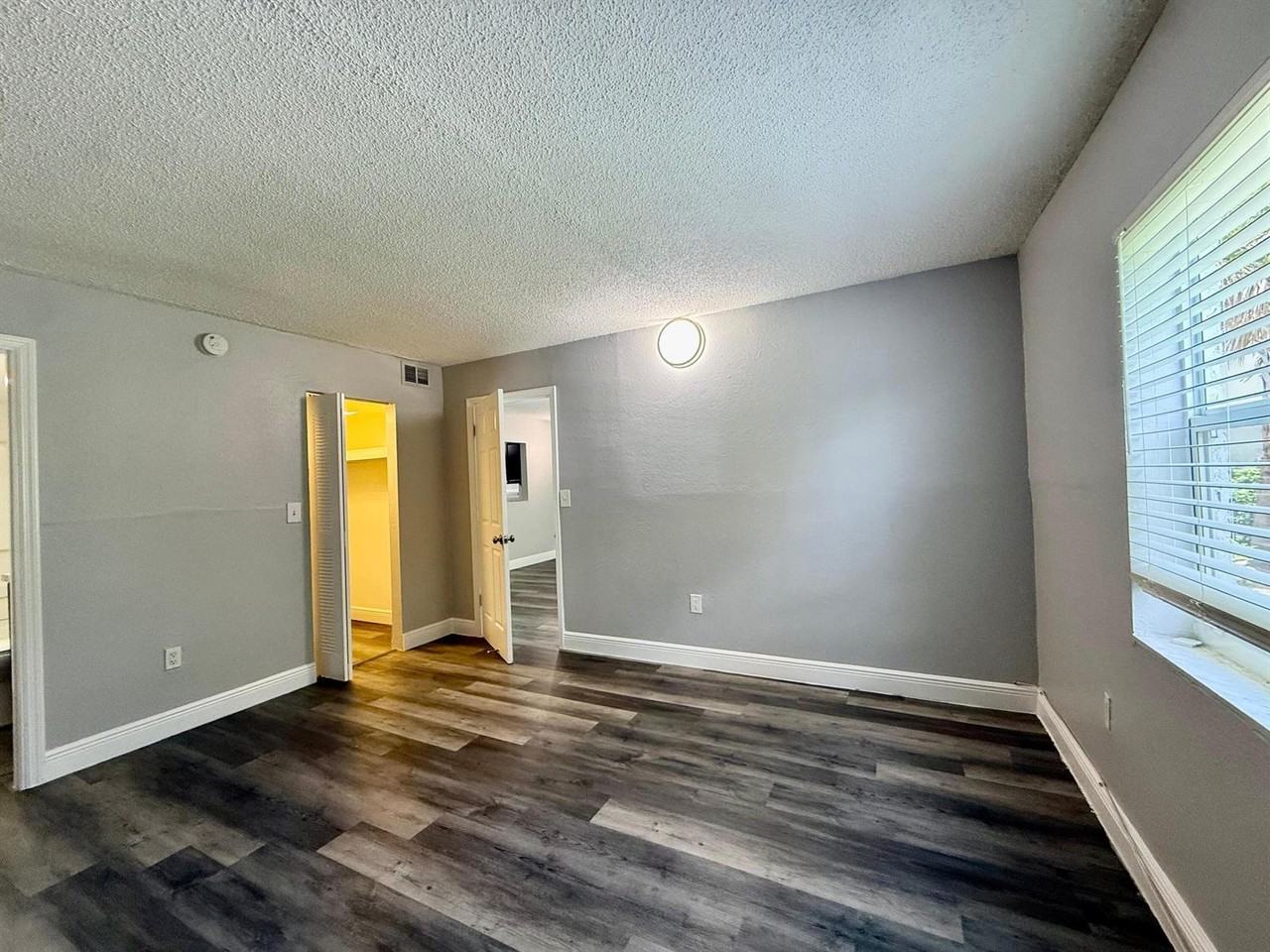 726 Southwest 81st Avenue #14A - Photo 6 of 8