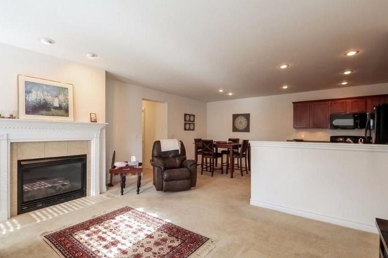 3370 Endsleigh Ln - Photo 6 of 36