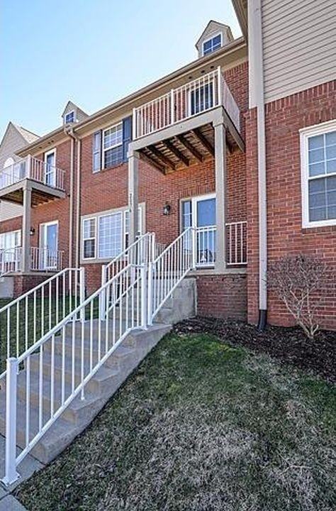 2076 Cloverly Ln - Photo 2 of 26