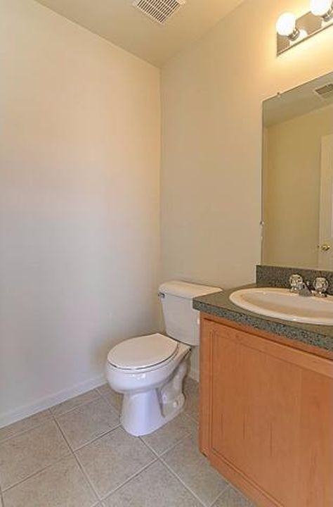 2076 Cloverly Ln - Photo 4 of 26