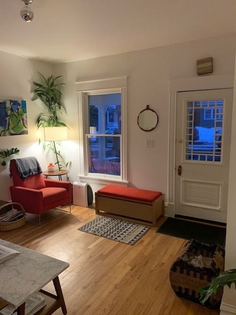 435 Concord Ave - Photo 4 of 28
