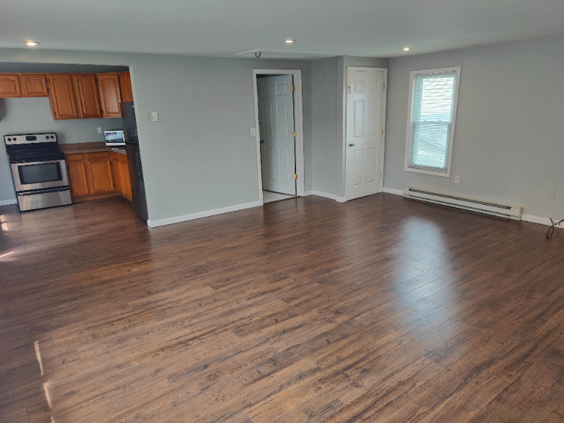 1172 Wyoming Ave - Photo 2 of 33