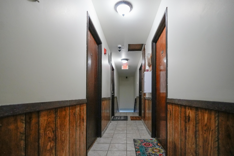 7512 N Granville Rd #104 - Photo 4 of 34
