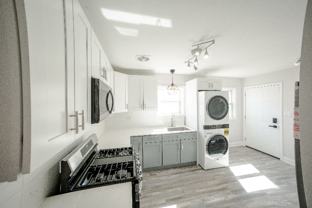 2242 N Lavergne Ave #2 - Photo 1 of 1
