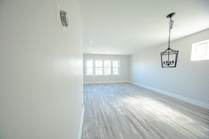 2242 N Lavergne Ave #2 - Photo 5 of 19