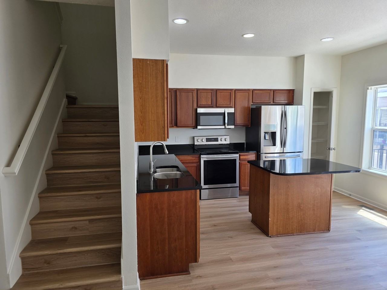 6895 Jack London Dr - Photo 5 of 44