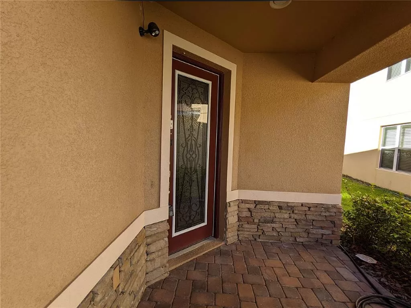 16044 Bella Woods Dr - Photo 5 of 39