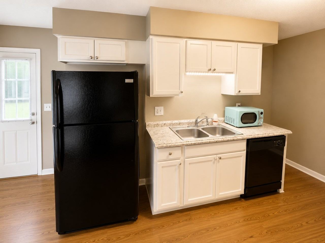 2323 Sw Stratford Gln #104 - Photo 4 of 13