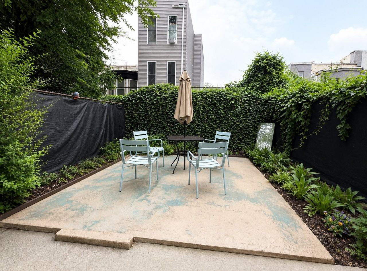 2141 N Uber St - Photo 4 of 12