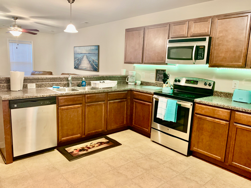 203 Glen Cannon Dr - Photo 5 of 11