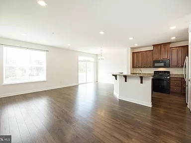 3234 Krista Ln - Photo 3 of 21