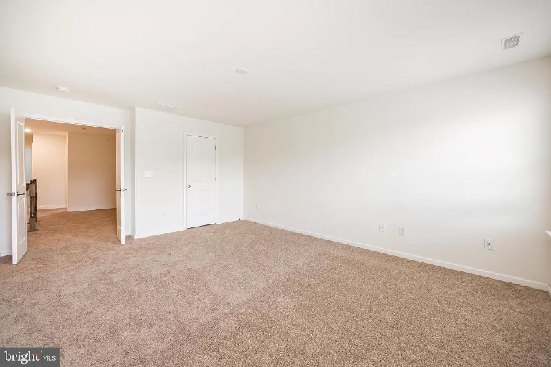 3234 Krista Ln - Photo 4 of 21