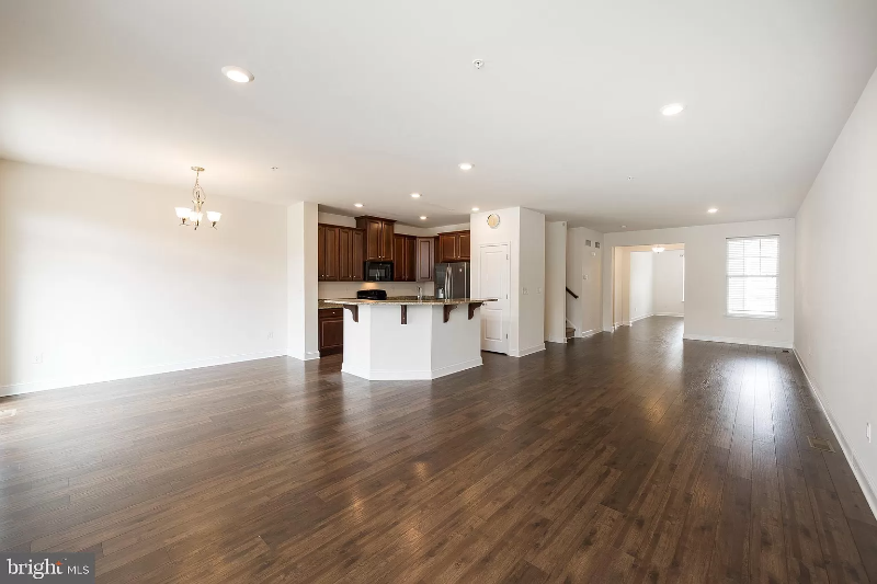 3234 Krista Ln - Photo 5 of 21