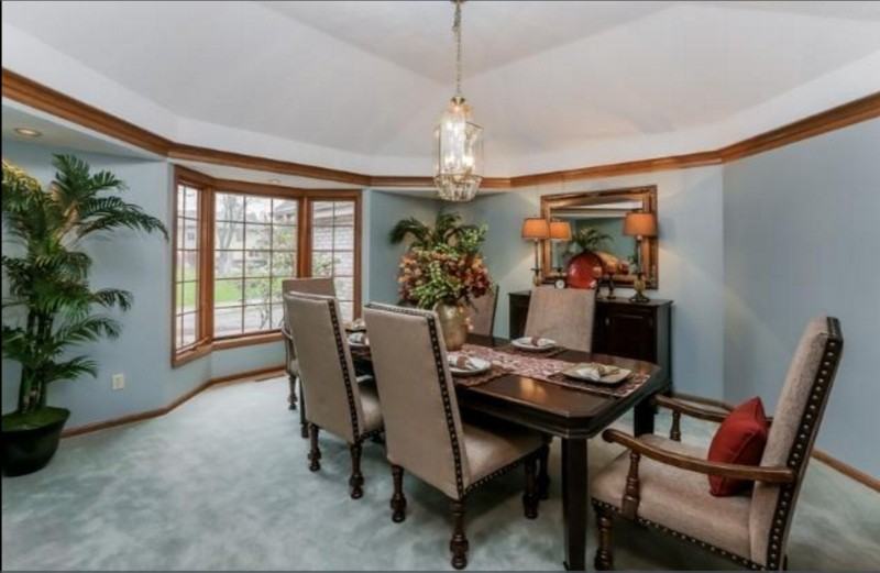 2601 Abbey Hill Dr - Photo 3 of 18