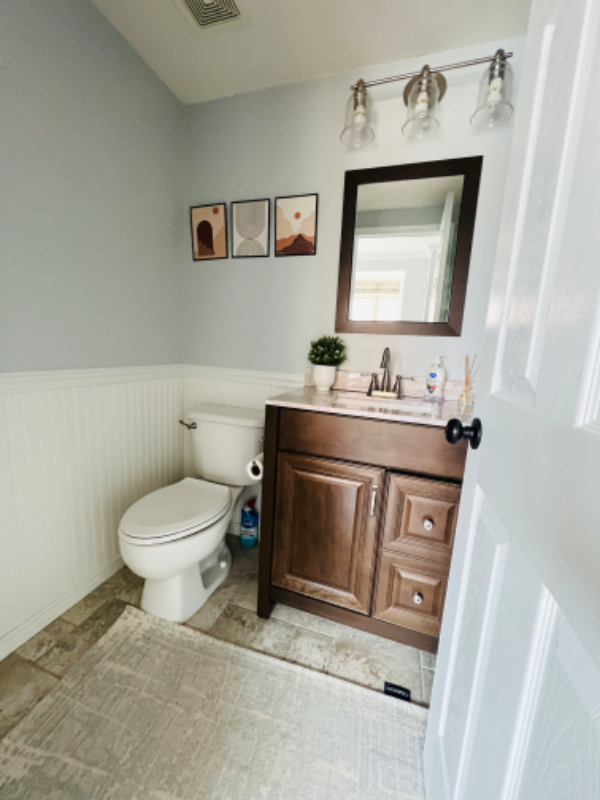122 Lloyd St - Photo 5 of 14