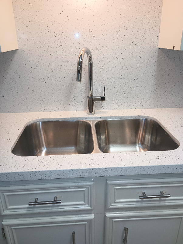 2209 N Erica St - Photo 3 of 11