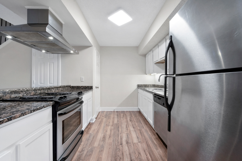 351 Jackson Ave #3C - Photo 3 of 22