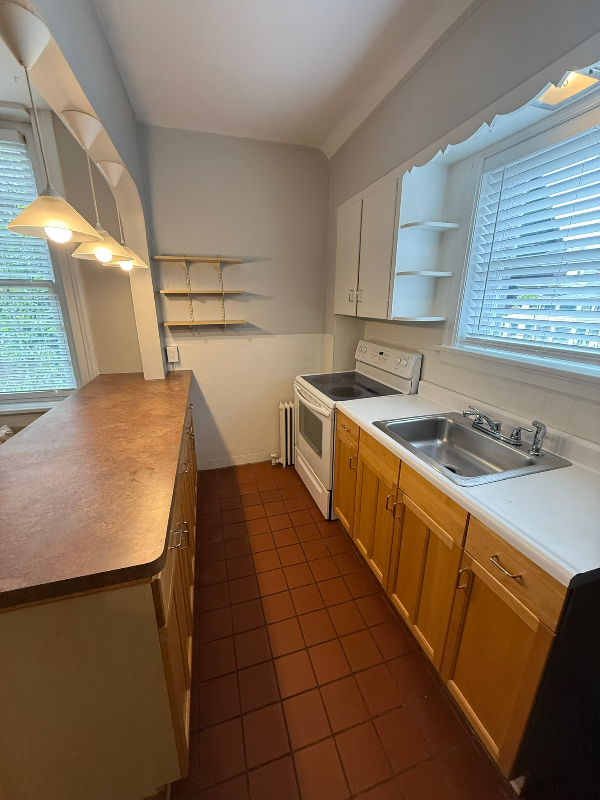 871 Delaware Ave #15 - Photo 5 of 20