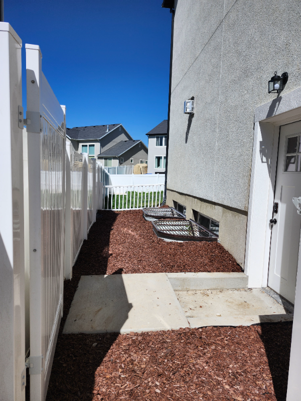 99 N Lasalle Dr #B - Photo 3 of 14