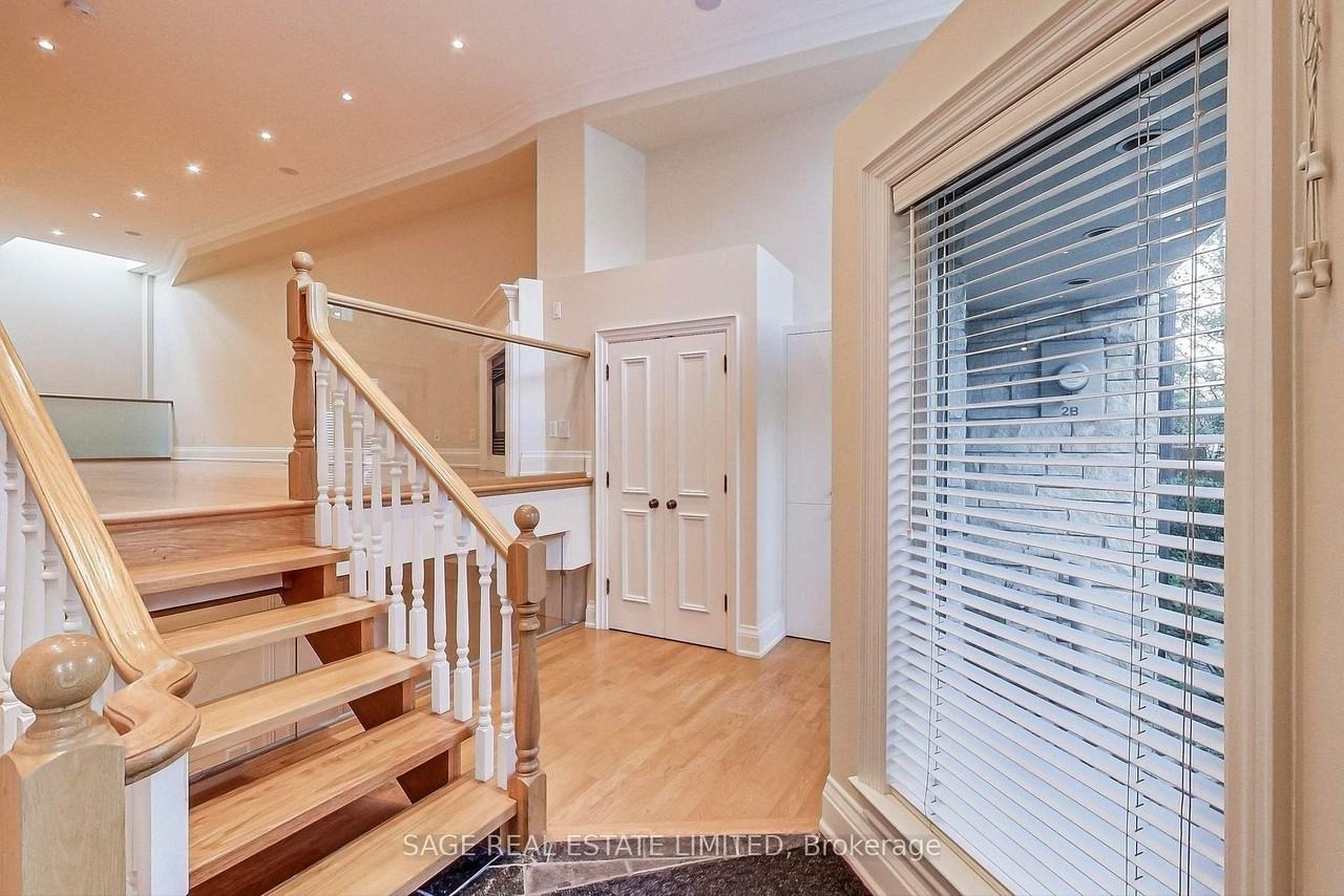 2C Beatrice Street - Photo 3 of 37