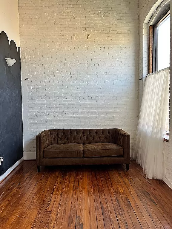 279 E Stuart Ave - Photo 4 of 5