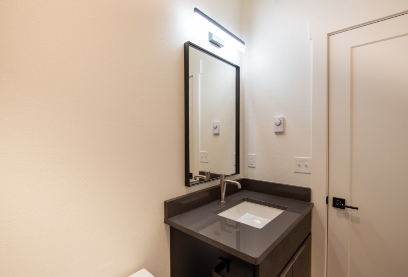 1405 Windsor Dr #C - Photo 5 of 19