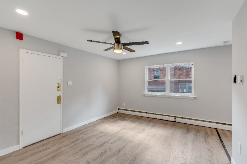 906 E Cliveden St #A101 - Photo 3 of 6