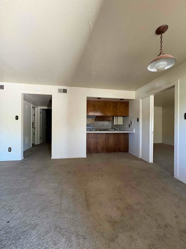 2603 W Alameda St - Photo 3 of 8