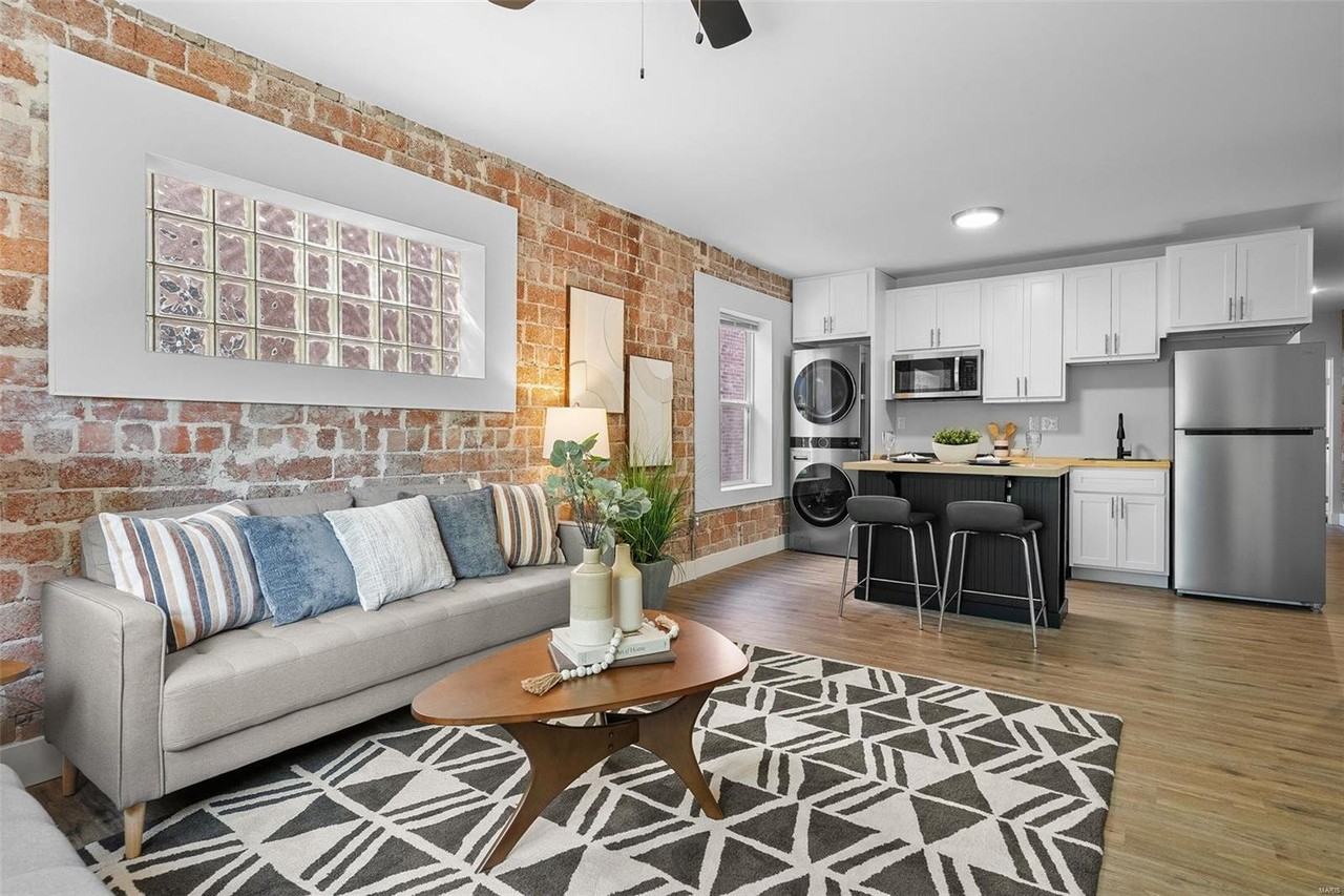 5303 Bancroft Ave #2W - Photo 4 of 25