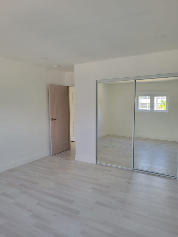 2174 Nestreet - Photo 7 of 7