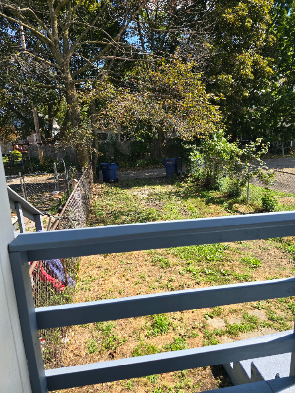 1231 Rankine Ave - Photo 2 of 13