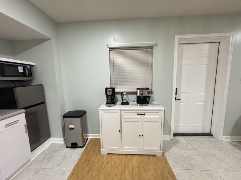 6745 Anecia Ave - Photo 3 of 6