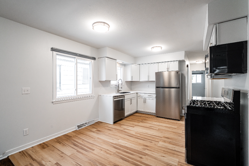 638 S 66th St - Photo 2 of 18