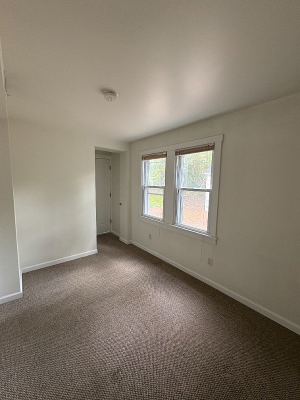 15 Albany St #2 - Photo 6 of 11