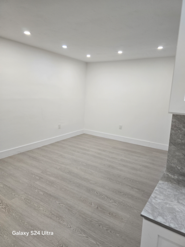 2174 Nestreet #2ndFL - Photo 2 of 8