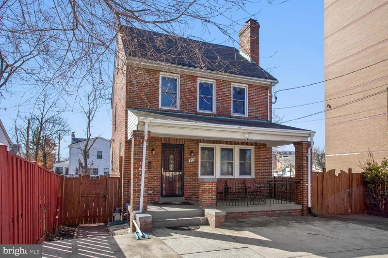 844 Sligo Ave - Photo 2 of 25